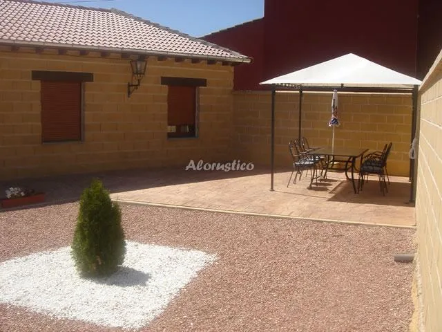 LA CASITA DE MARTI en MARTIHERRERO — miniatura 7