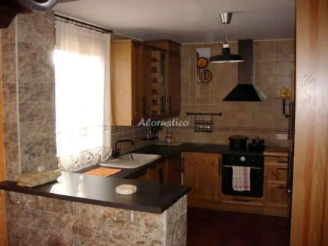LA CASITA DE MARTI en MARTIHERRERO — miniatura 5