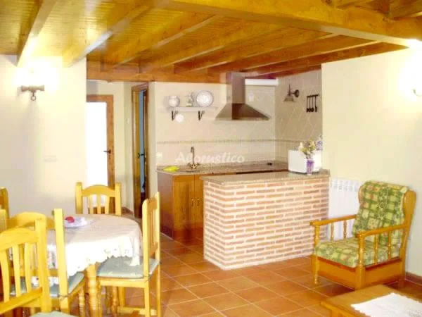 LA CASITA DEL BARRIO EN GREDOS en GIL GARCÍA — miniatura 11