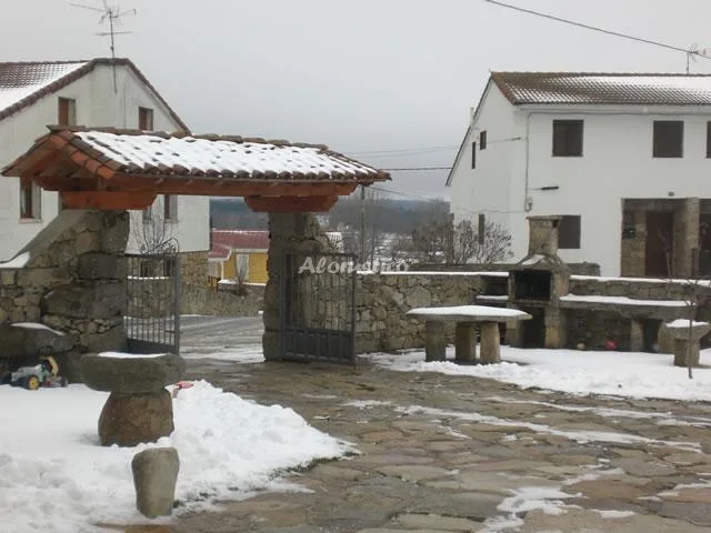 CASA RURAL LA CURVA en NAVARREDONDA DE GREDOS — miniatura 15