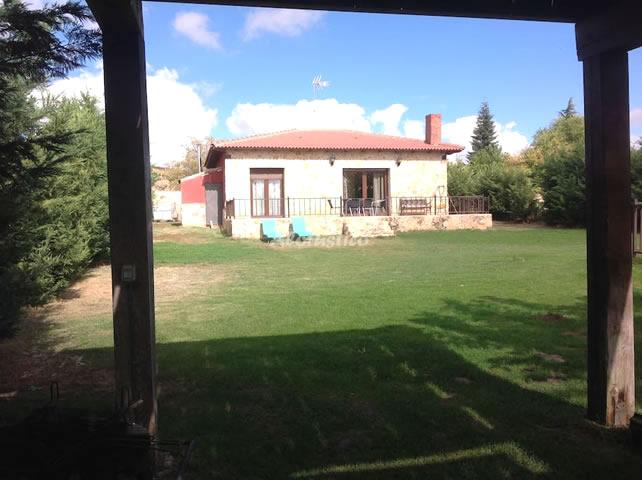 Alojamiento turístico CASA EL NIDO en LA SERRADA, ÁVILA