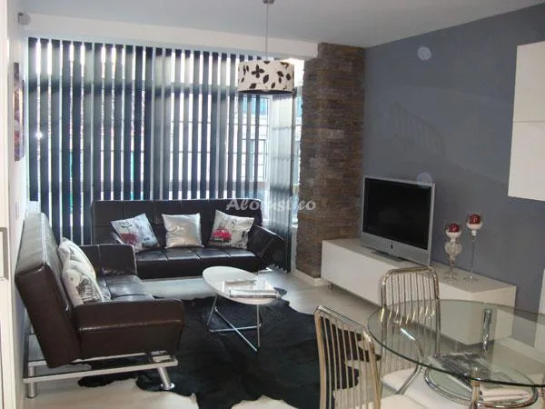 APARTAMENTO COMPOSTELA en SANTIAGO DE COMPOSTELA — foto 2