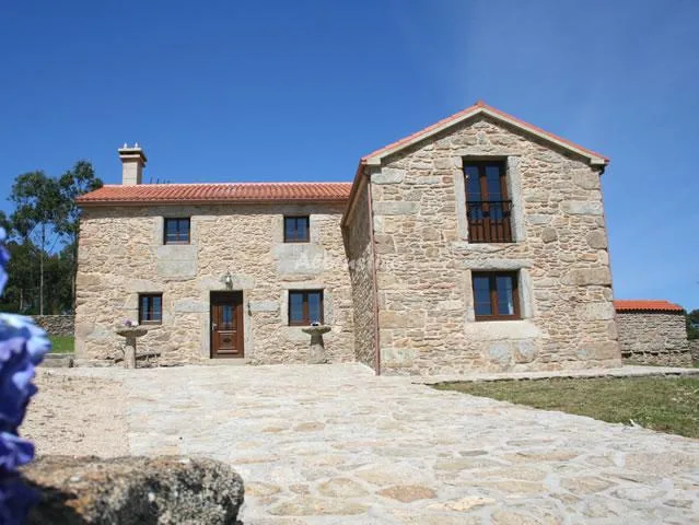 Alojamiento turístico CASITA DEL HÓRREO en VISEU · A CORUÑA