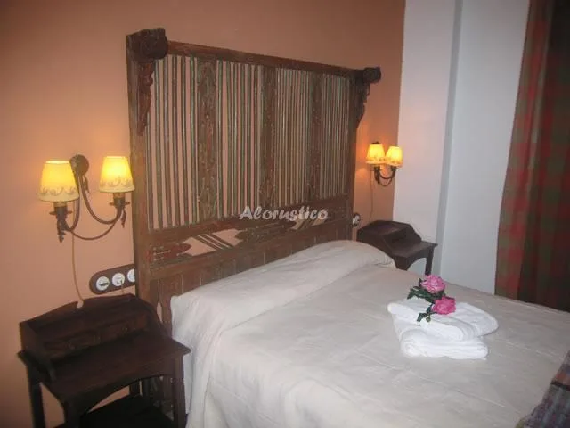 CASA EL PARQUE en CALERA DE LEON — foto 3