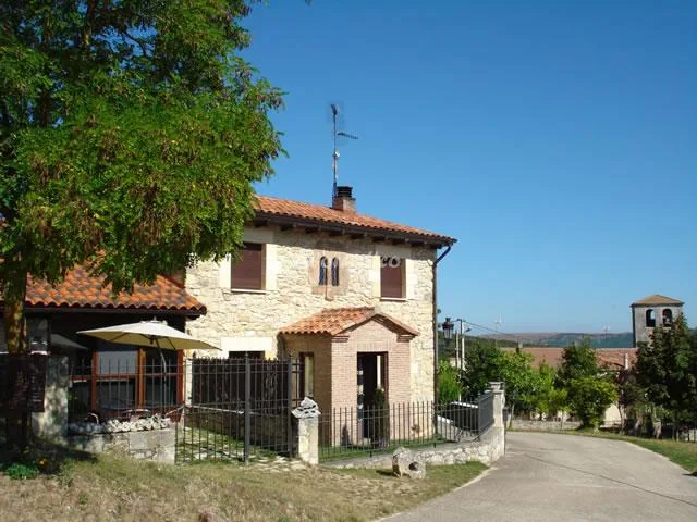 Alojamiento turístico CASA RURAL VILLAMORONTA en LA RAD · BURGOS