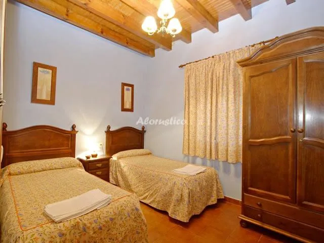 HACIENDA BARRERAS -- CASA MAYOR en PRADO DEL REY — miniatura 4