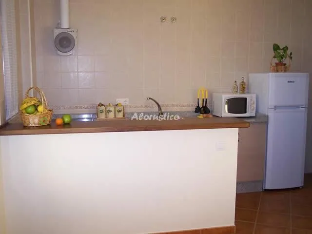 ALOJAMIENTO LOS ALMENDROS 3 en BENAOCAZ — foto 3