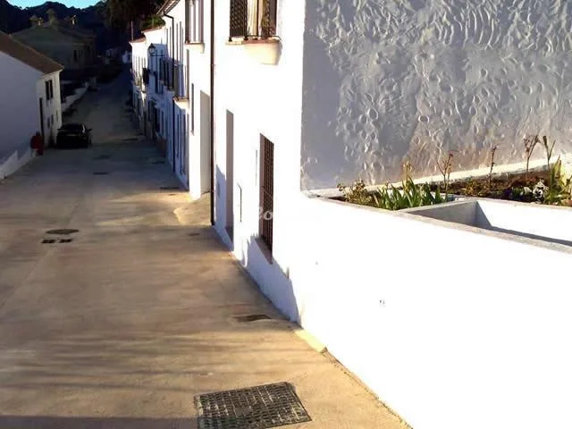 ALOJAMIENTO LOS ALMENDROS 3 en BENAOCAZ — miniatura 14