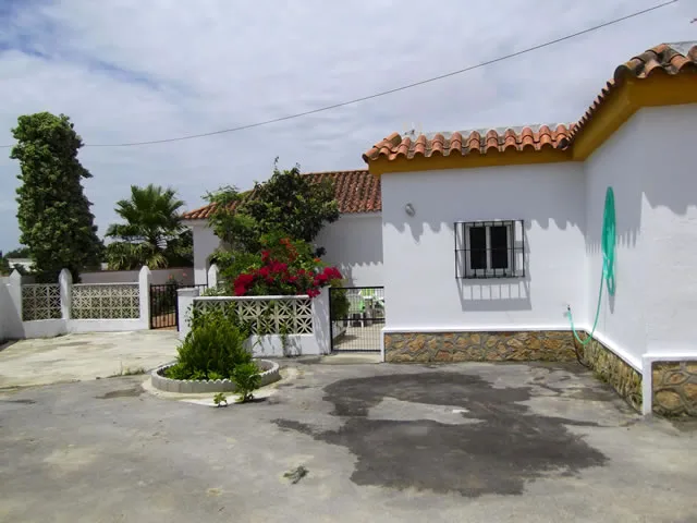 VILLA JUANA en CONIL DE LA FRONTERA — miniatura 4
