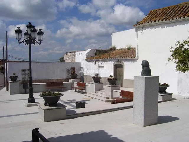 AL - COBBAIN en PATERNA DE RIVERA — miniatura 5