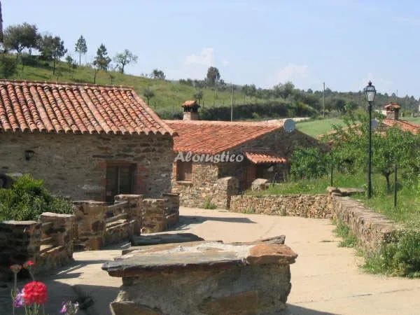 EL JINIEBRO-LA CASA en VALENCIA DE ALCÁNTARA-LORENA — miniatura 9
