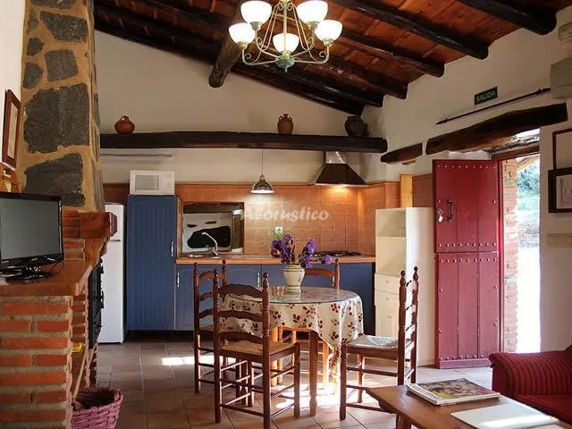 EL JINIEBRO-CASA JINIEBRO en VALENCIA DE ALCÁNTARA — foto 3
