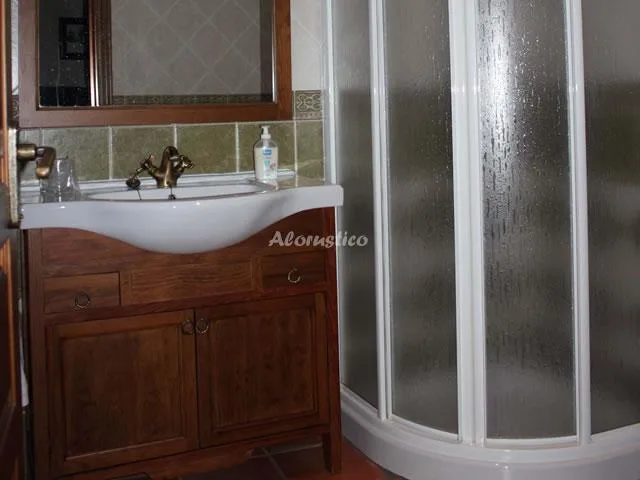CASA RURAL BAÑOS en GUADALUPE — miniatura 5