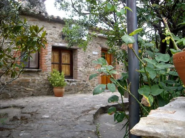 EL JINIEBRO-CASA RURAL EL JINIEBRO en VALENCIA DE ALCÁNTARA — miniatura 6