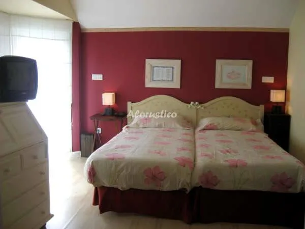 HABITACIÓN BARRIO CAMPLENGO en SANTILLANA DEL MAR — miniatura 6