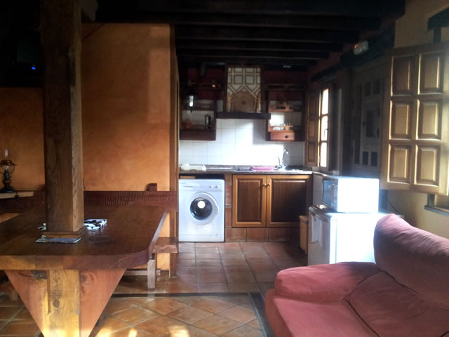 Alojamiento turístico VALLE DE UR--CASA 3 PERS en ENTRAMBASAGUAS, CANTABRIA
