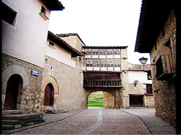 CASA DEL LLANO en OLOCAU DEL REY — miniatura 9