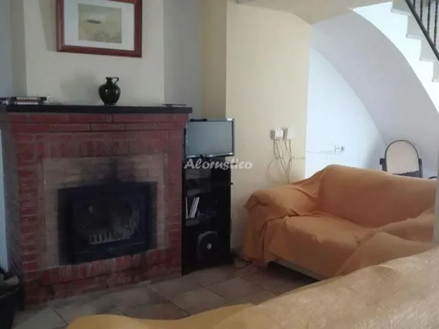 Alojamiento turístico CASA SIERRA ALCAIDE en ZAGRILLA ALTA (PRIEGO DE CORDOBA) · CÓRDOBA
