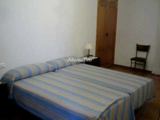 CASA SAN ANTONIO-CASA 2 en CABRA — miniatura 4