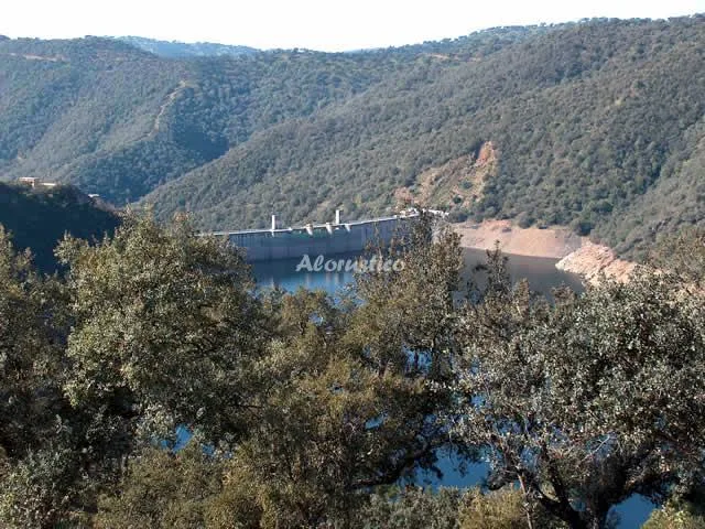 Alojamiento turístico CASA RURAL HUERTA LOS NARANJOS en FUENCUBIERTA · CÓRDOBA