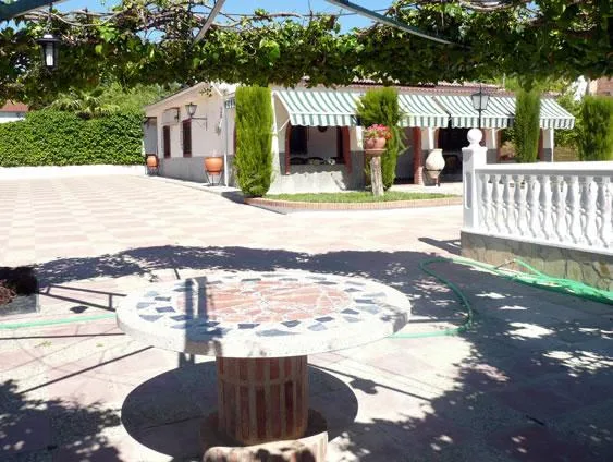 VILLA VIRGINIA en LA RAMBLA — miniatura 18
