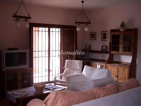 CASA DE JULI Y FRASI - PLANTA BAJA en HUETE — miniatura 4