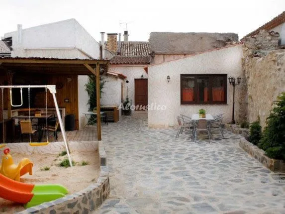 CASA RURAL LAS CARRETAS en ALMODOVAR DEL PINAR — miniatura 10