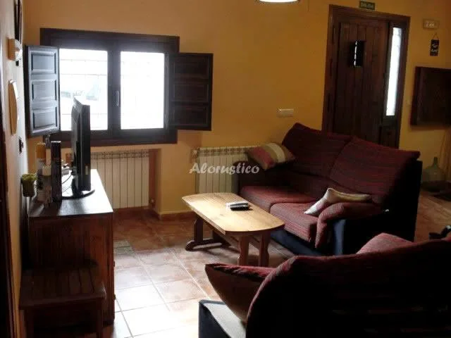CASA RURAL LAS CARRETAS en ALMODOVAR DEL PINAR — miniatura 11