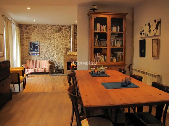 CASA DE LA TORRE en CAPMANY — miniatura 12