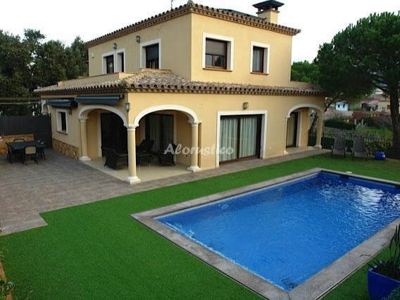 Alojamiento turístico CASA JUDIBAR en CALONGE, GIRONA