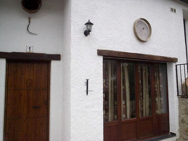 Alojamiento turístico APARTAMENTO SAUCE en BÉRCHULES, GRANADA