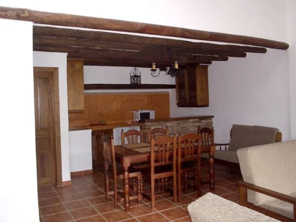APARTAMENTO NOGAL en BÉRCHULES — miniatura 7