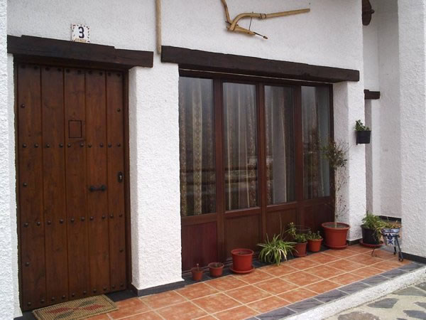 Alojamiento turístico APARTAMENTO CEREZO en BÉRCHULES, GRANADA