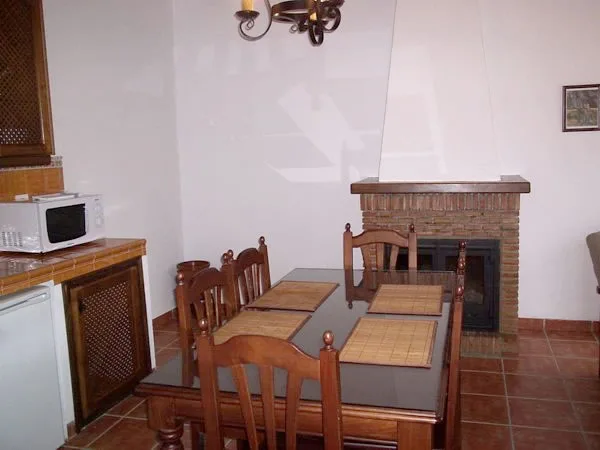 APARTAMENTO CEREZO en BÉRCHULES — miniatura 4