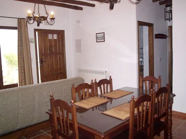 APARTAMENTO CEREZO en BÉRCHULES — miniatura 5