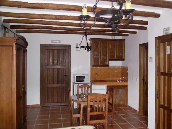 ESTUDIO CASTAÑO en BÉRCHULES — miniatura 5