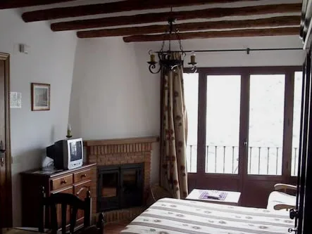 ESTUDIO CASTAÑO en BÉRCHULES — miniatura 6