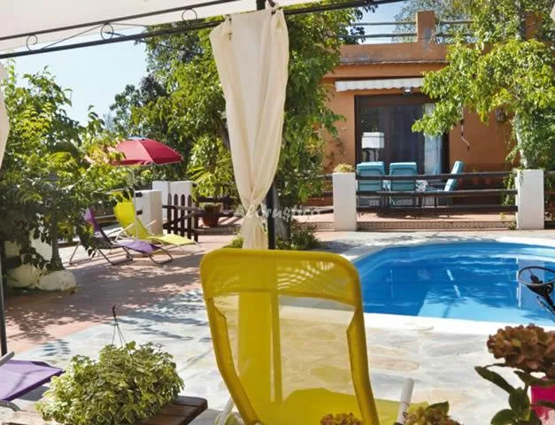 Alojamiento turístico CASA LA ENCINILLA en LANJARÓN · GRANADA