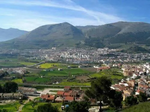 Alojamiento turístico CASA LA ÍNSULA en LOJA · GRANADA