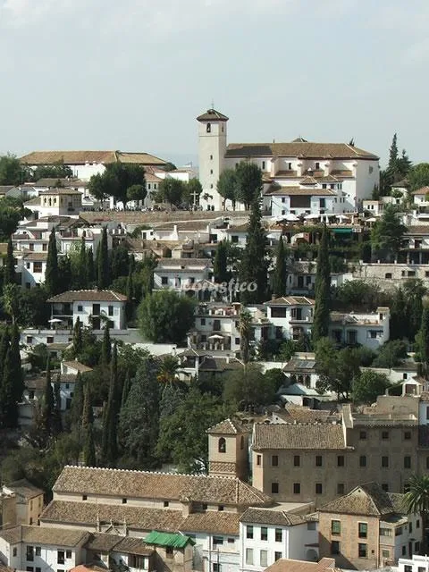 EL BALCÓN DEL ALBAICÍN-BAJO B en GRANADA — miniatura 8