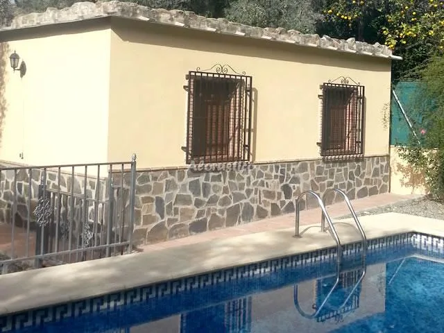 Alojamiento turístico CORTIJO LAS BARRERAS en ÓRGIVA · GRANADA