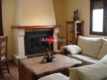ÁTICO LOS CASTAÑOS en MECINA BOMBARON — foto 2