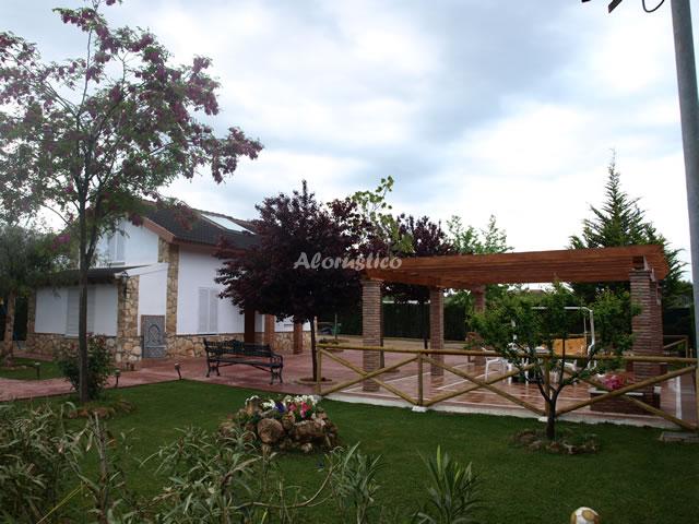 Alojamiento turístico CORTIJO LOS CORRALES en DURCAL, GRANADA