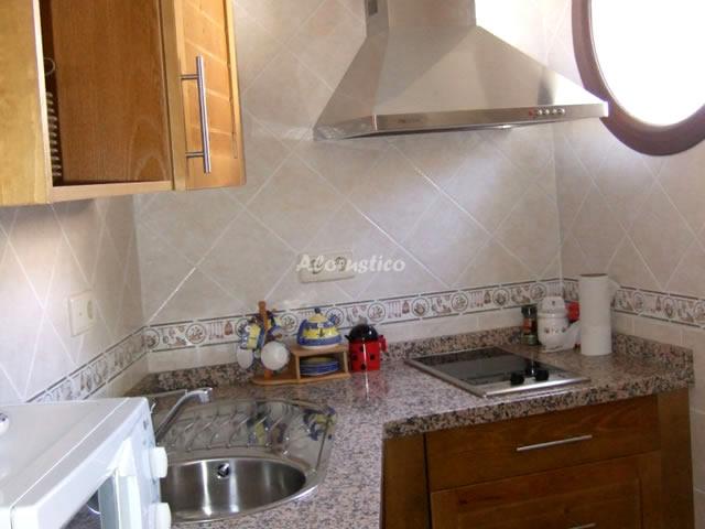 Alojamiento turístico APTOS EL HORNO - APTO 1 en PURULLENA, GRANADA
