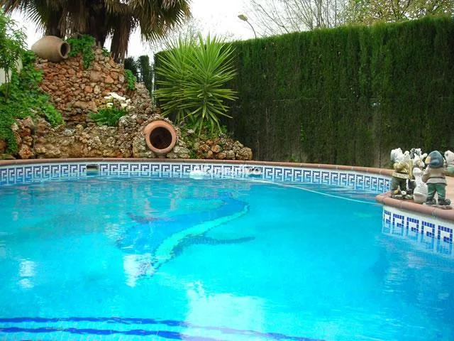 VILLA EL ÁNFORA en CÚLLAR VEGA — miniatura 13