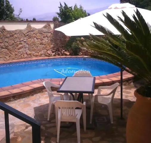 VILLA EL ÁNFORA en CÚLLAR VEGA — miniatura 23