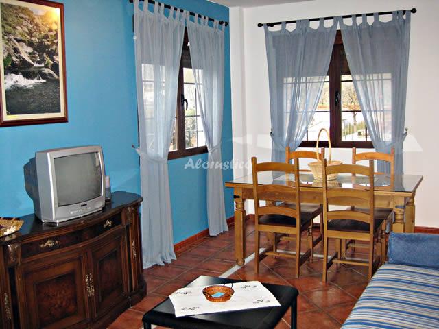 APARTAMENTOS LAHEZA - LA TRONCONÁ en DÍLAR — foto 3