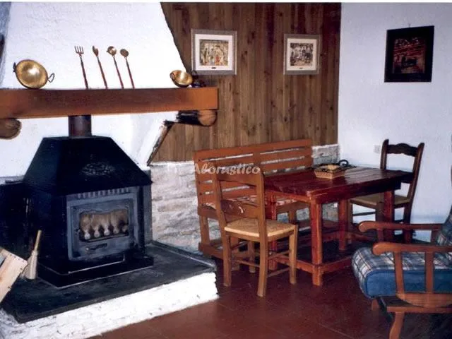 Alojamiento turístico CORTIJO LA SOLANA - CASA Nº 3 en GÜEJAR SIERRA · GRANADA