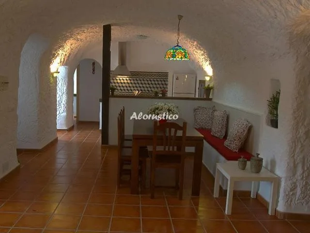 CUEVA ADONIA en FREILA — miniatura 11