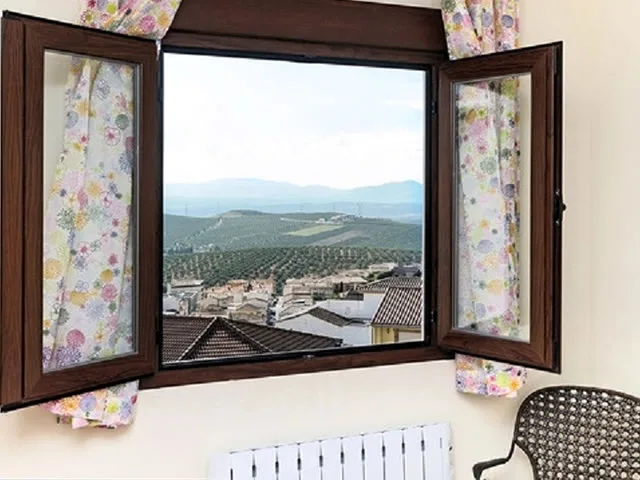 ALOJAMIENTOS MEDINA-EL CASTILLEJO en GÜEVÉJAR — miniatura 9